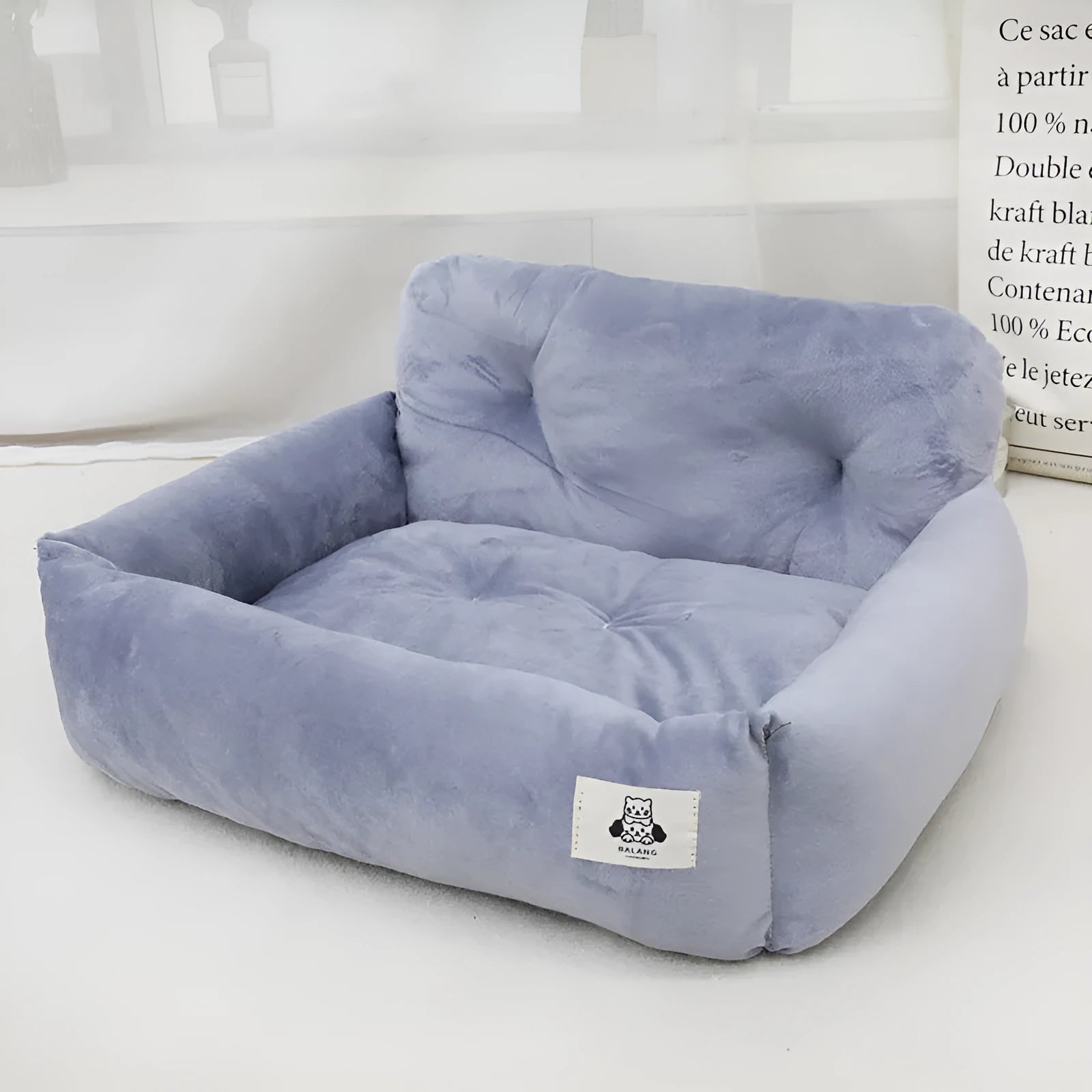 Car-mounted stain-resistant cloth pet outing nest for dogs in blue plaid or grey, small and large sizes