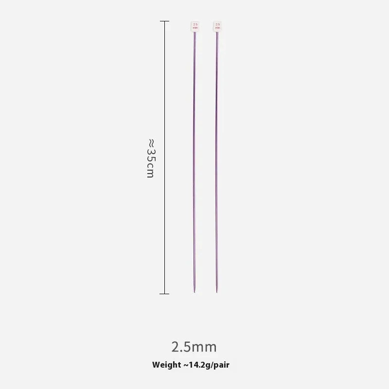 Set of aluminium crochet hooks with silicone grips showing various sizes from 2.0mm to 10.0mm.