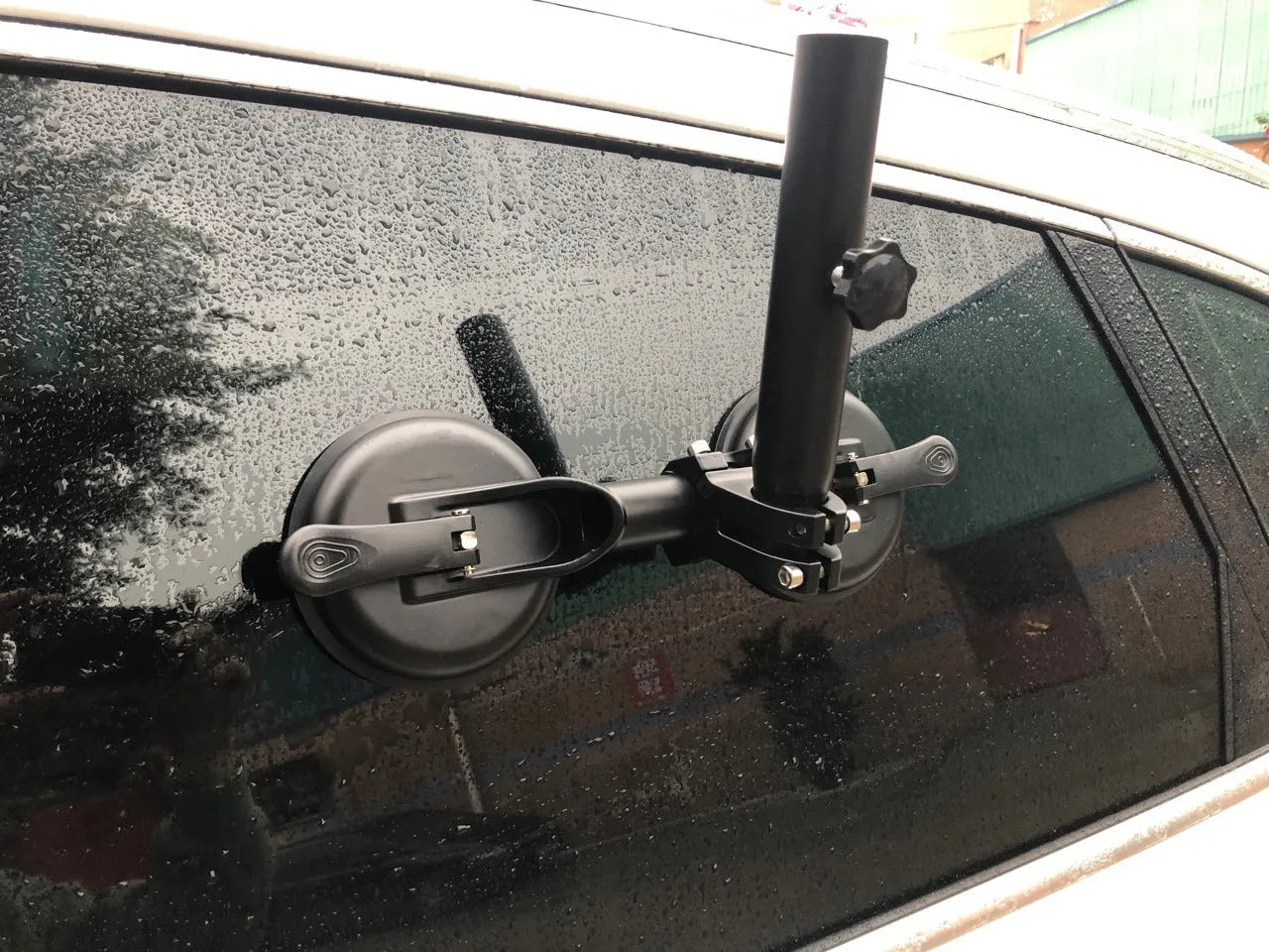 Black off-road car glass sucker base with rubber disc for flag mounting