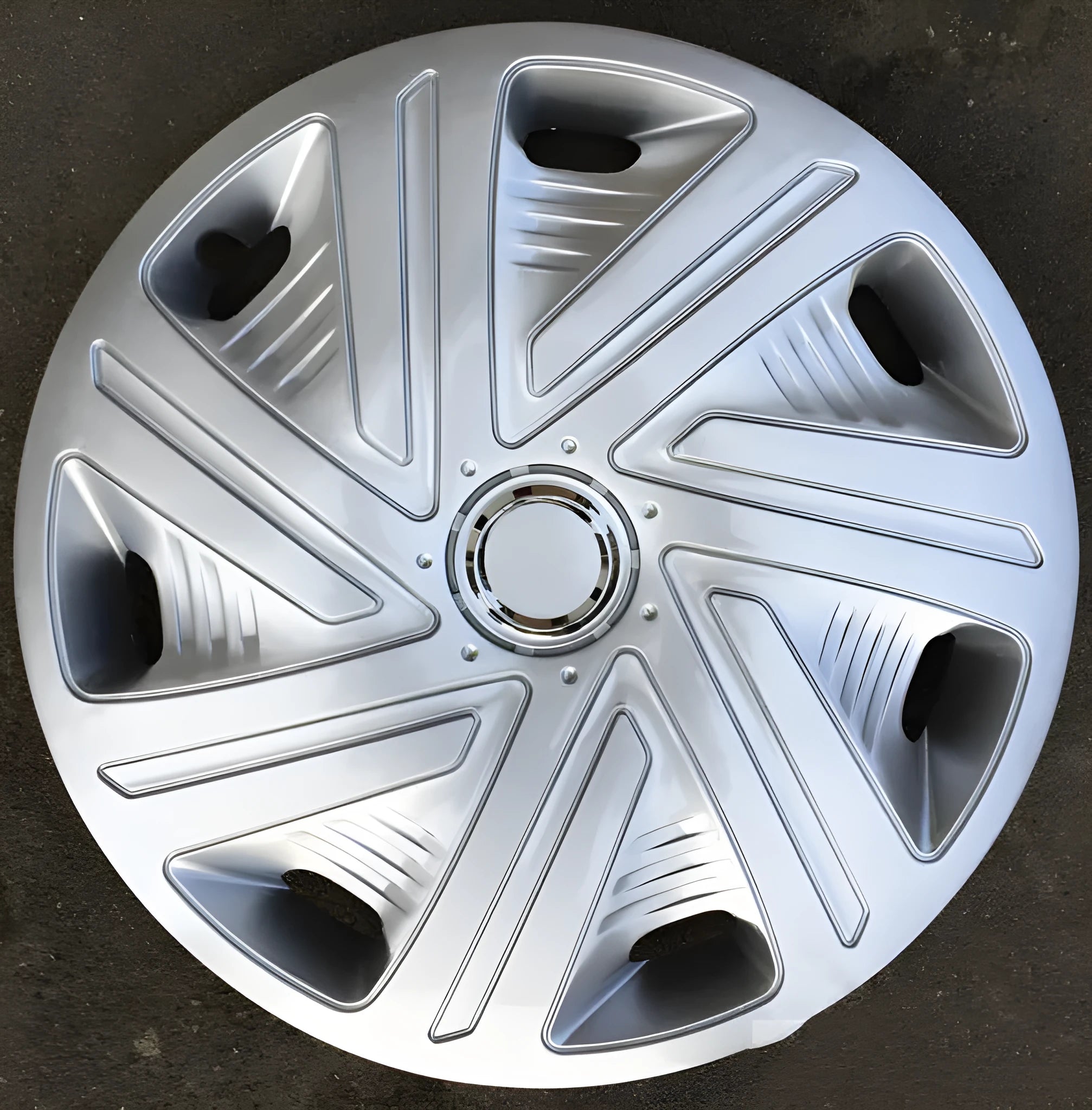 Universal silver ABS plastic wheel hub cover for a car on a 15-inch wheel.