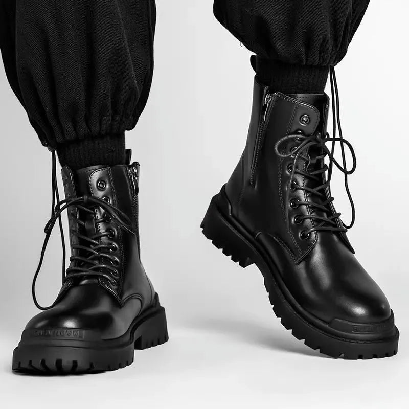 Men's black mid-top waterproof boots with rubber soles in size 42 EU