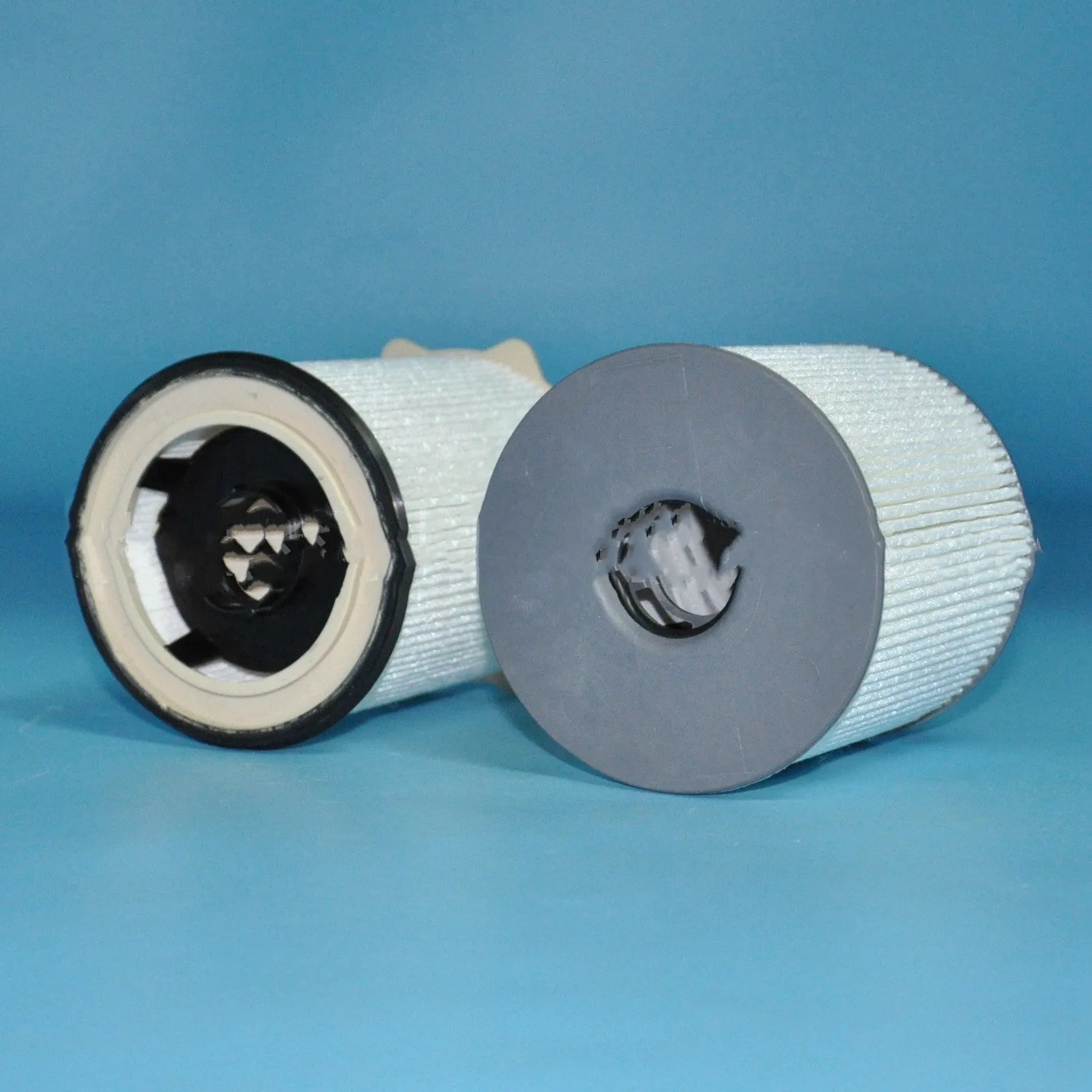 White diesel fuel filter kit for RAM 1500 2500 3500 4500 5500 trucks with sealing ring.