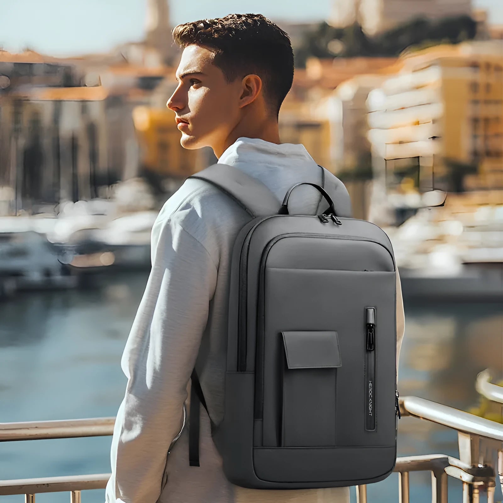 Lightweight Oxford cloth men's backpack in solid colour with sewing line detail