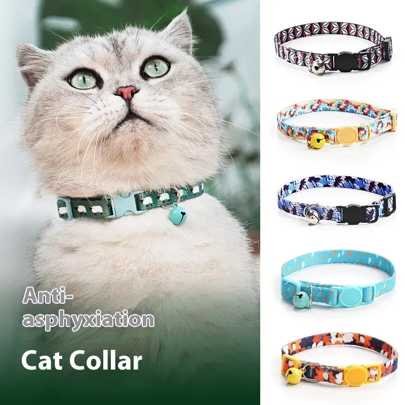 Woven polyester cat collar with anti-suffocation safety buckle and bell in green jungle colour grid pattern