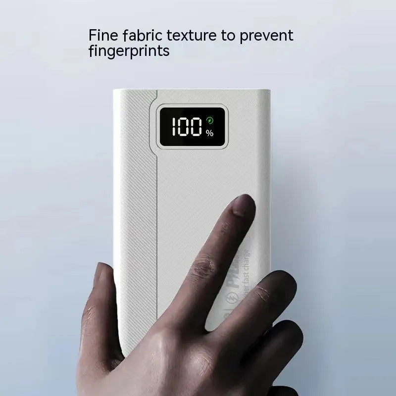 Large capacity power bank in black or white plastic case with fast charging function
