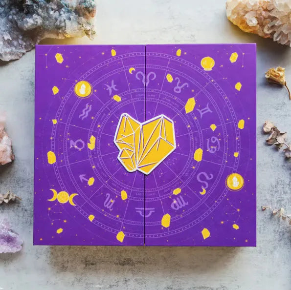 Halloween countdown gift box with crystal decorations measuring 33.5cm wide