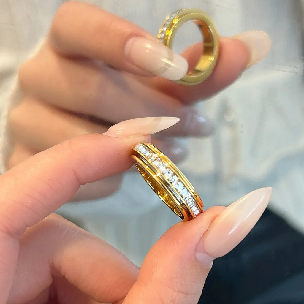 Titanium steel rotatable starry sky ring in gold or silver, unisex geometric design