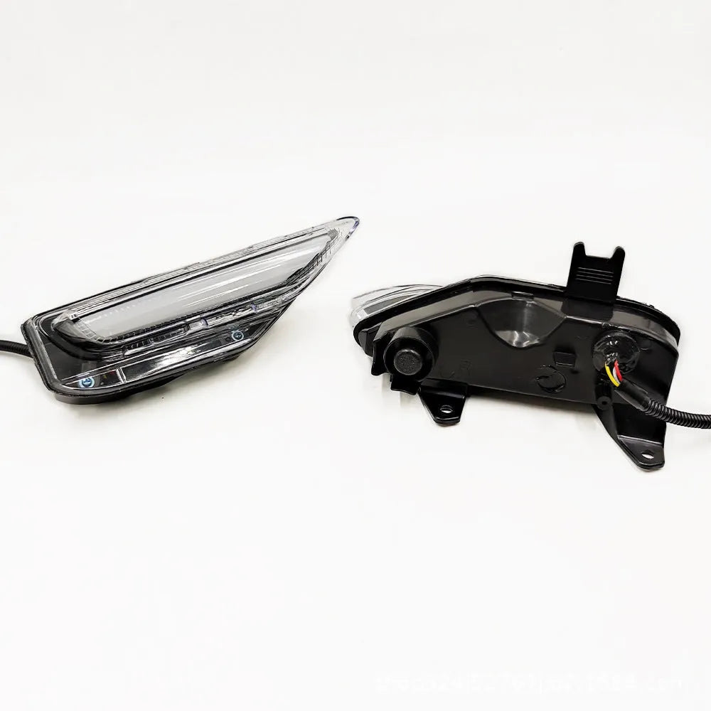 Infiniti Q50 Q70 front bumper LED turn signal and daytime running lamp unit in ABS housing