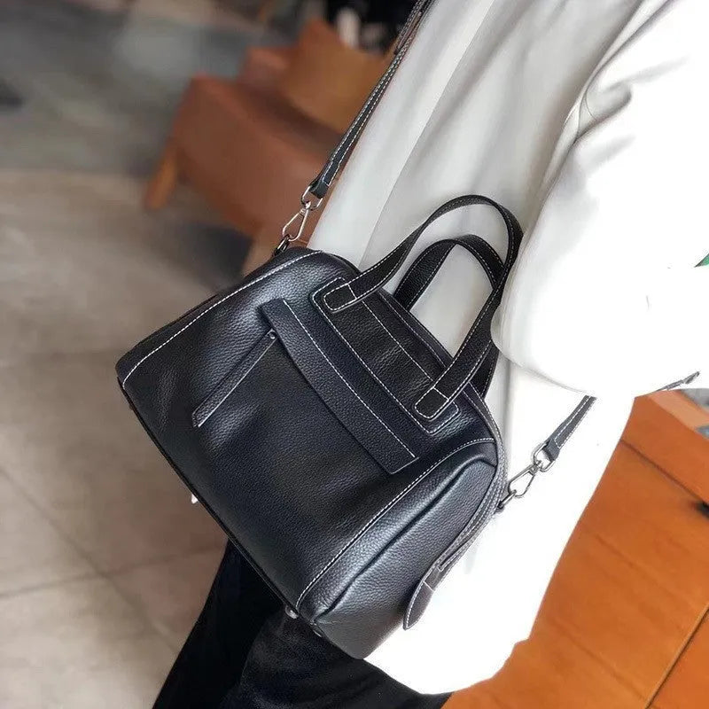 Men's horizontal square messenger bag in genuine cowhide leather with litchi pattern and shoulder strap