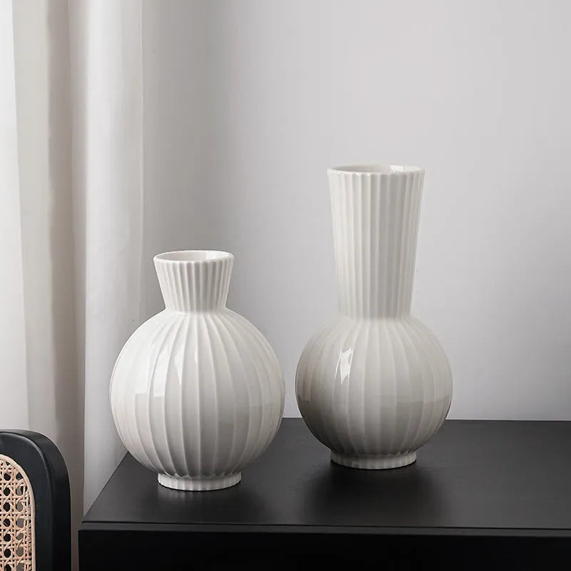 White ball-shaped ceramic vase with stripes, an American country style living room table decoration.