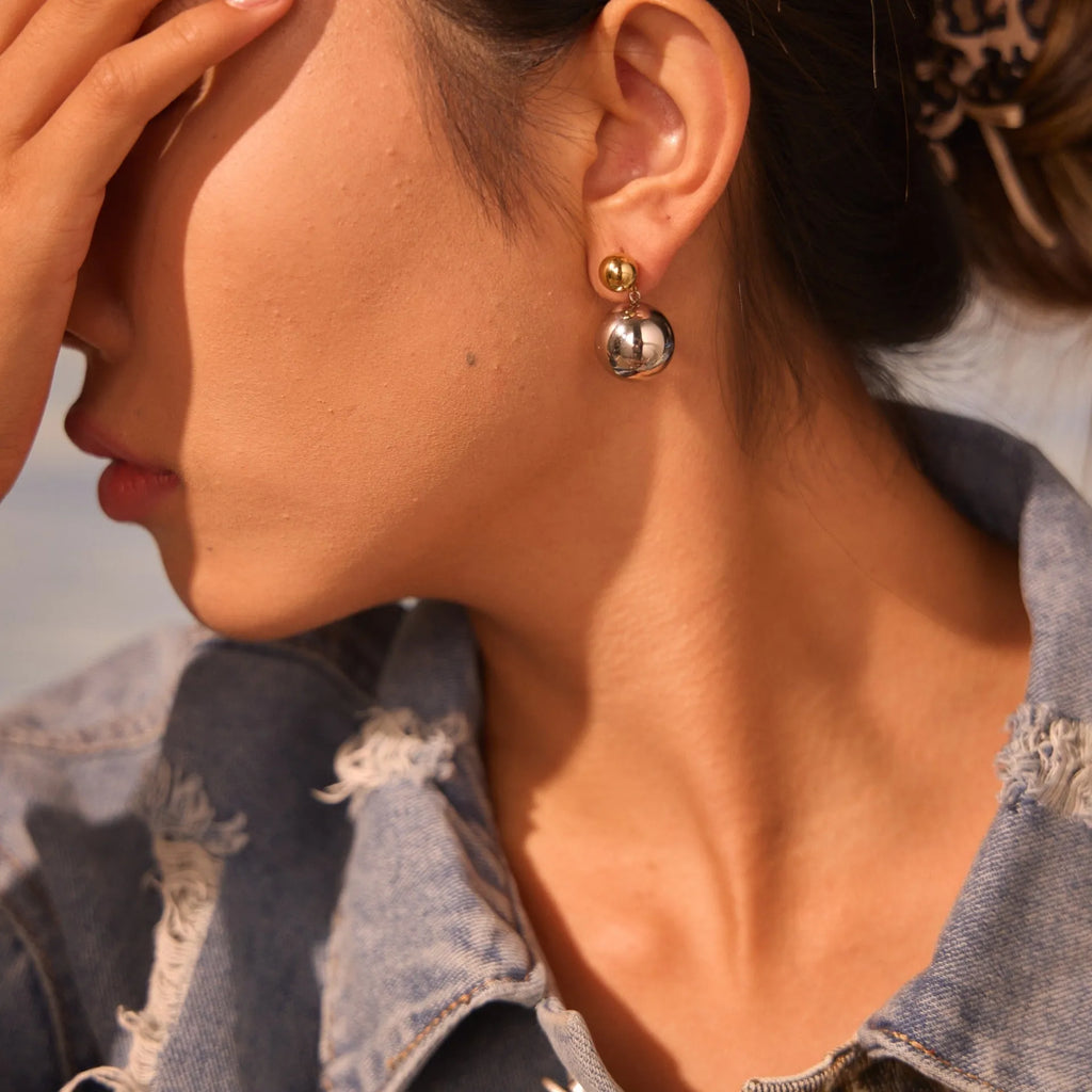 Stainless steel colour-block geometric ear studs for women with round bead design