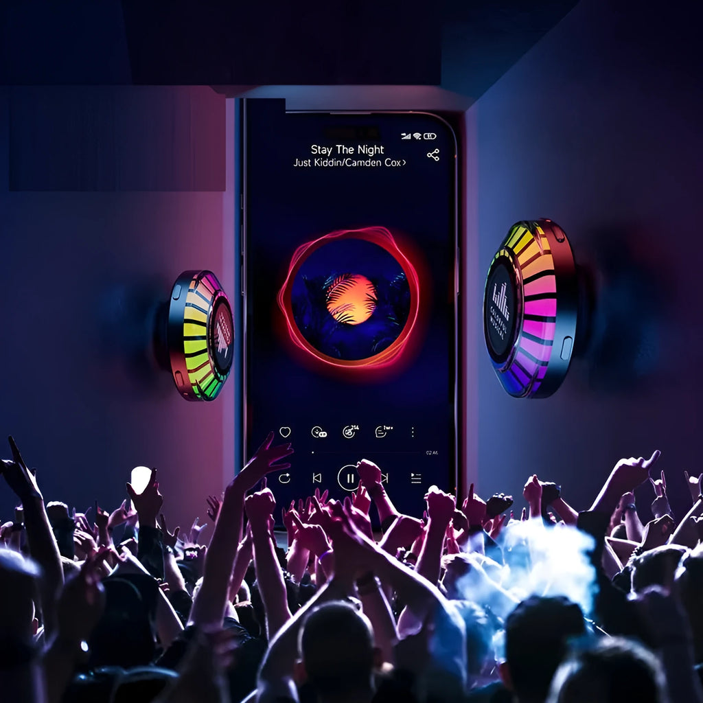 Small cube-shaped voice-controlled LED atmosphere light with polar light effects and Bluetooth connectivity
