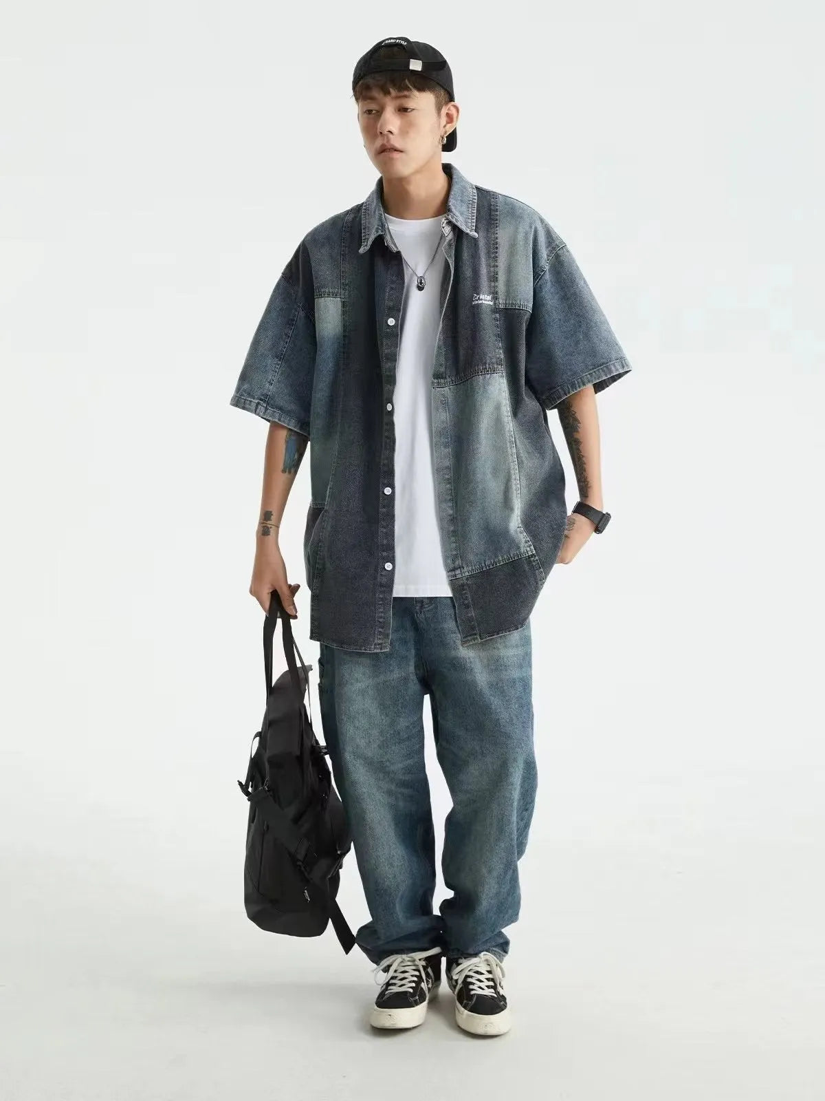 Blue Japanese-style denim shirt with retro washed stitching and loose fit cardigan design for men