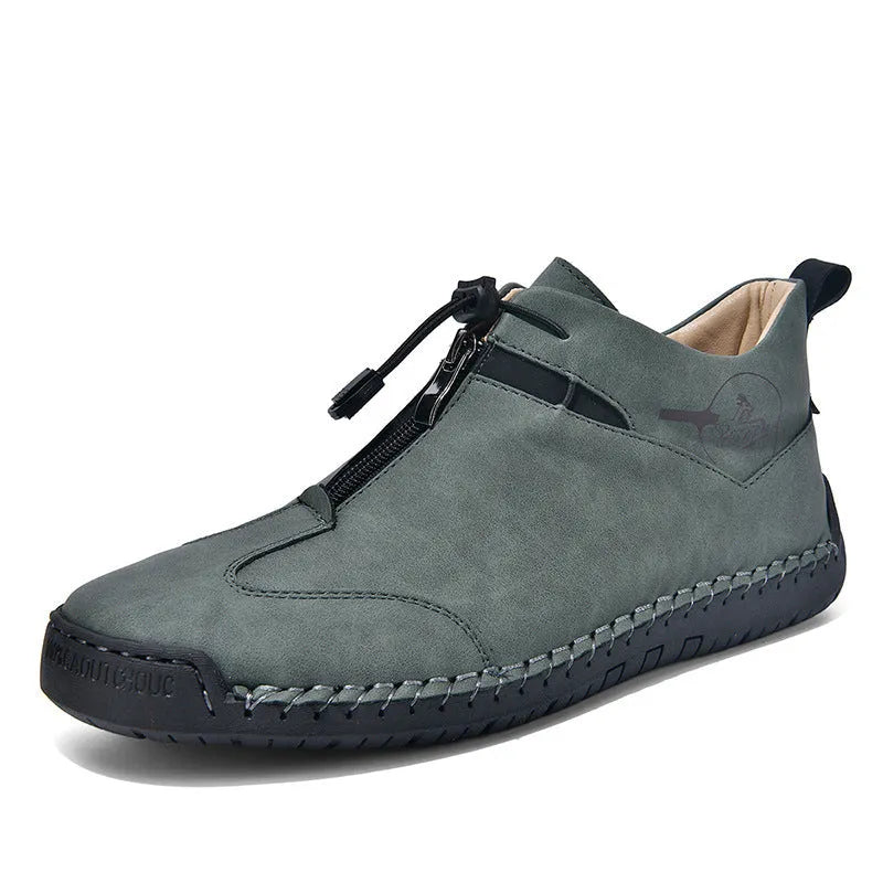 Men's black casual leather derby shoes with rubber sole and rounded toe.