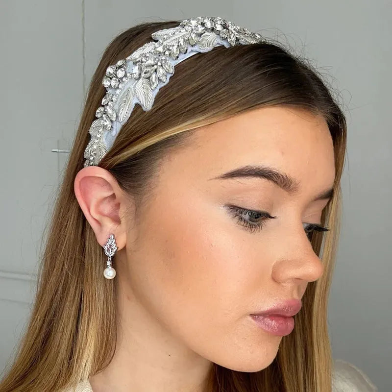 Geometric floral earrings with micro zircon inlay in gold, platinum, or rose gold plating