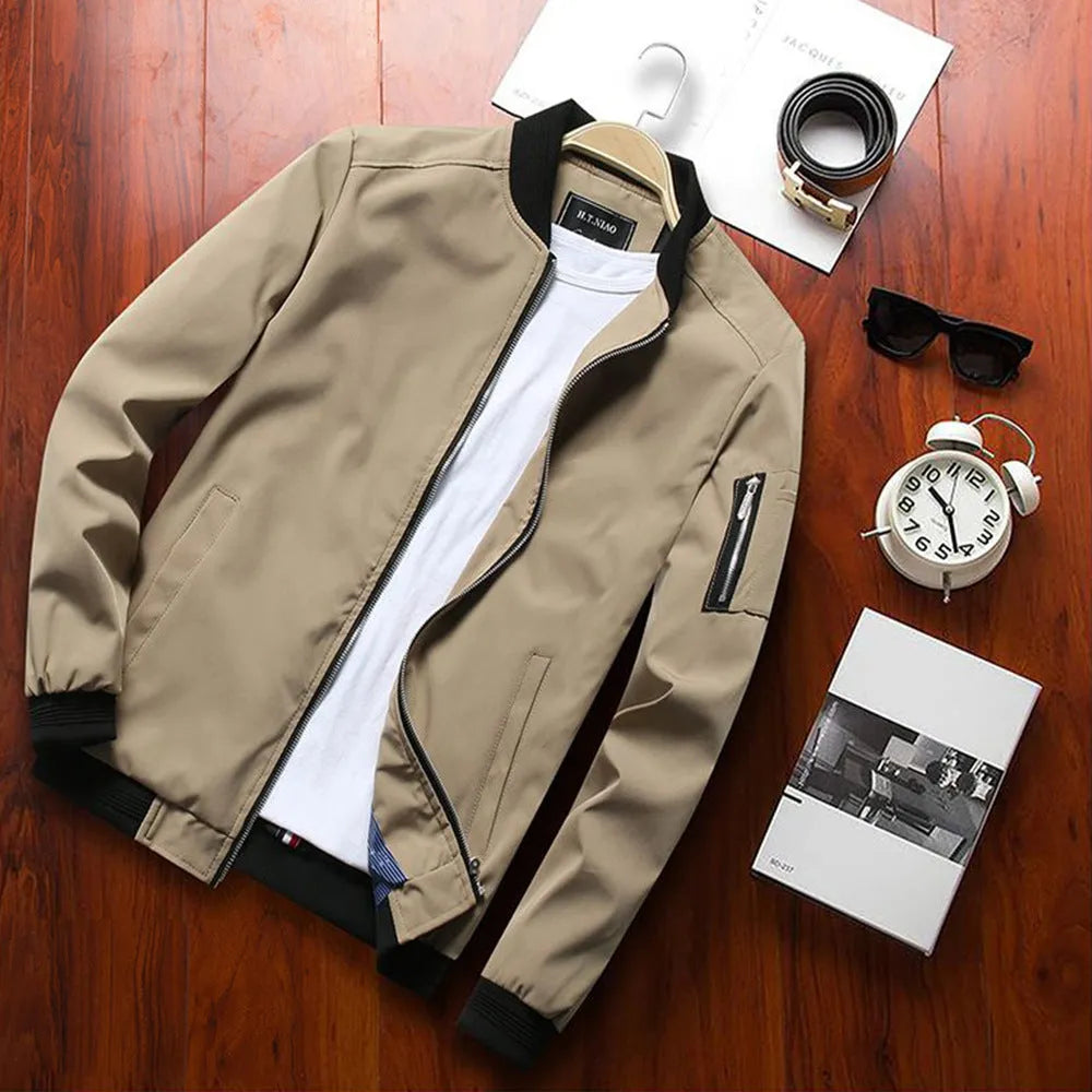 Men's slim-fit casual baseball jacket with zippered side pockets in solid colour options
