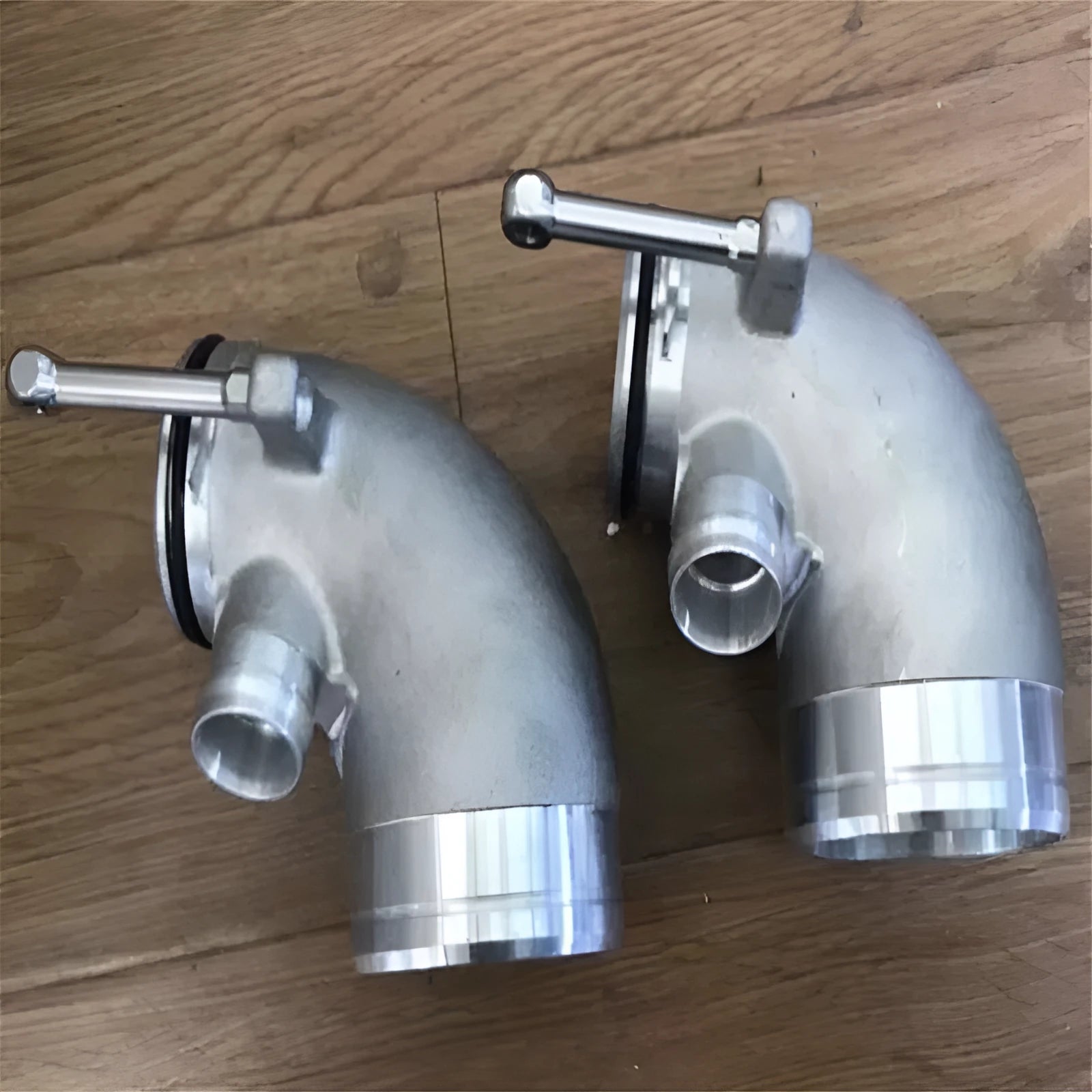 Aluminium alloy 90-degree turbo turbine elbow for modified car lateral engine positioning