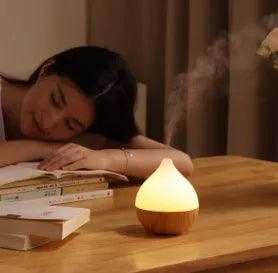 Asakusa wood grain finish vase-shaped 100ml USB aroma diffuser for home use.