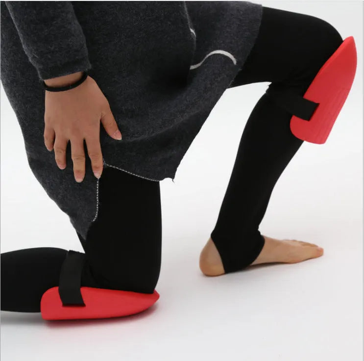 EVA foam knee pads for gardening in five colour options showing dimensions 19x15x1.3cm