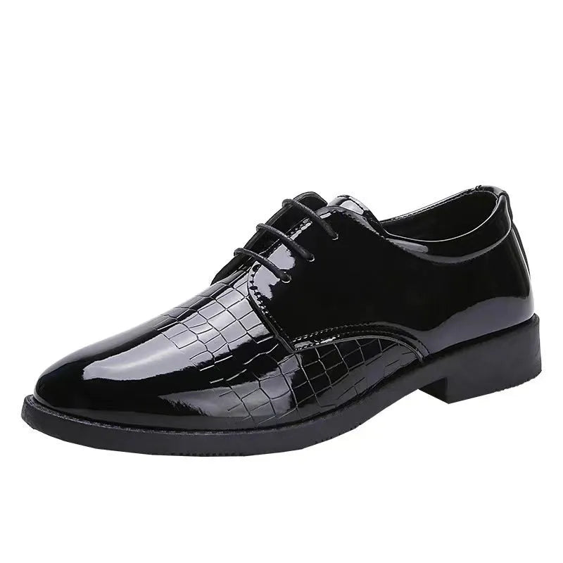 Men's British-style black artificial PU low top round toe shoes with metal elements
