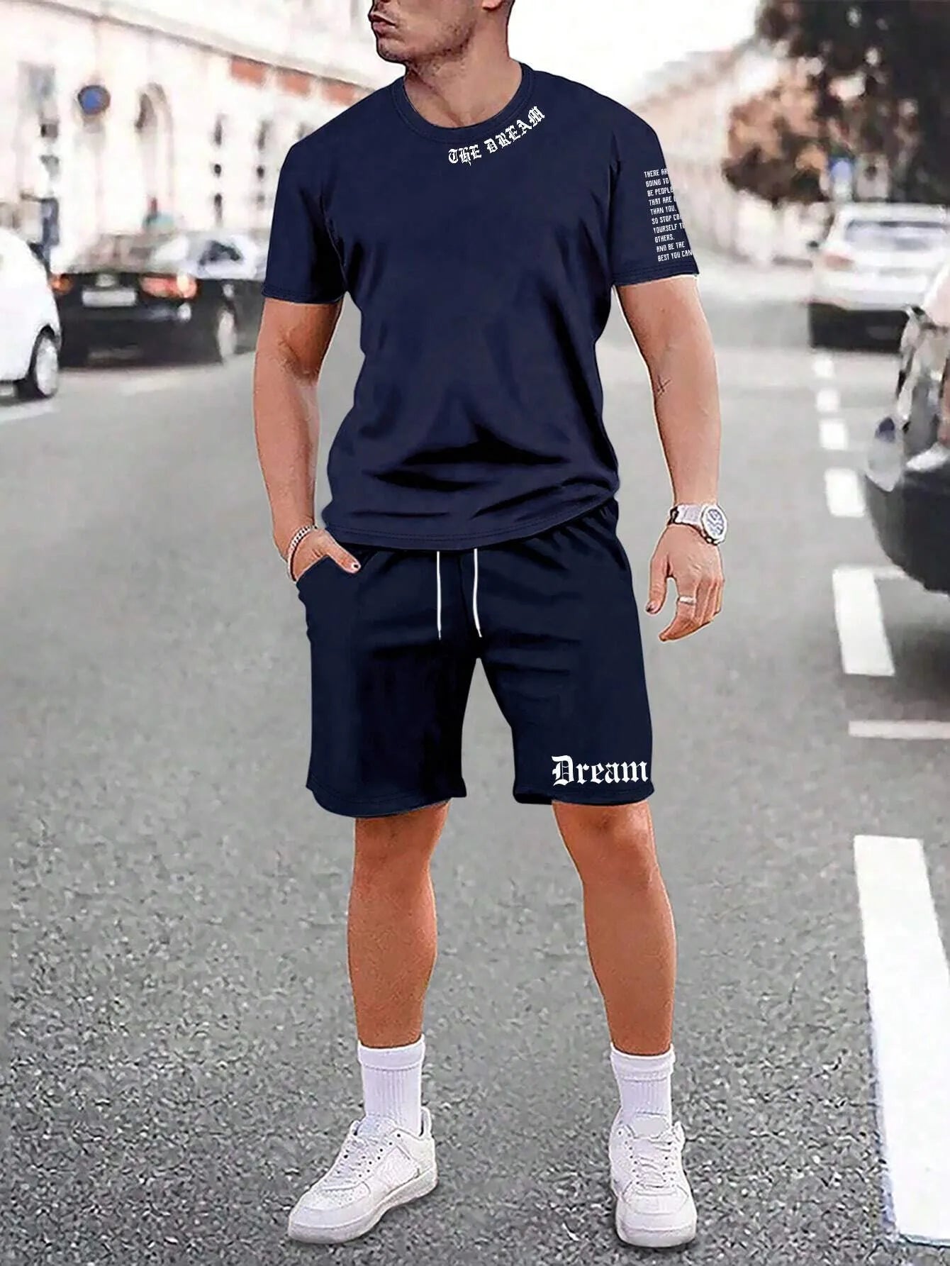Sports shorts suit with short sleeve top and matching shorts in polyester quick-dry fabric