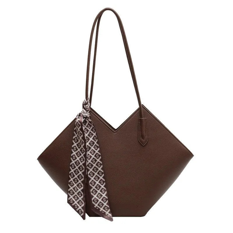 Women's large capacity shoulder bag in horizontal square shape with 43cm width, available in eight colour options