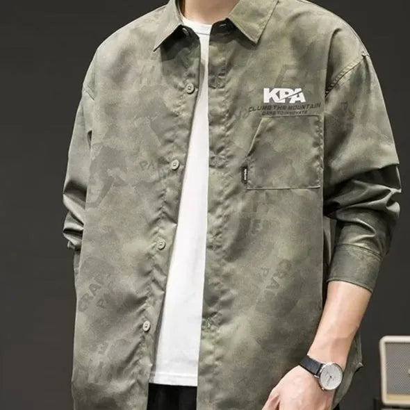 Men's linen long sleeve camouflage shirt in army green Japanese retro style on model