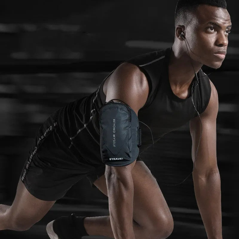 Lightweight reflective running arm bag worn on arm with 7-inch capacity for outdoor sports.