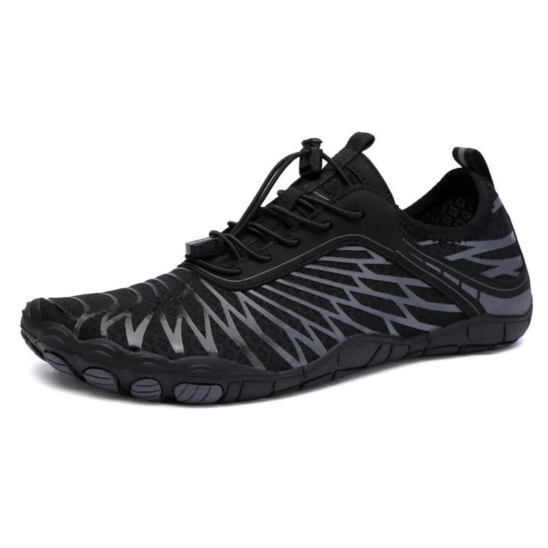 Men's white lace-up casual trainers with rubber soles showing gauze lining and non-slip outsole