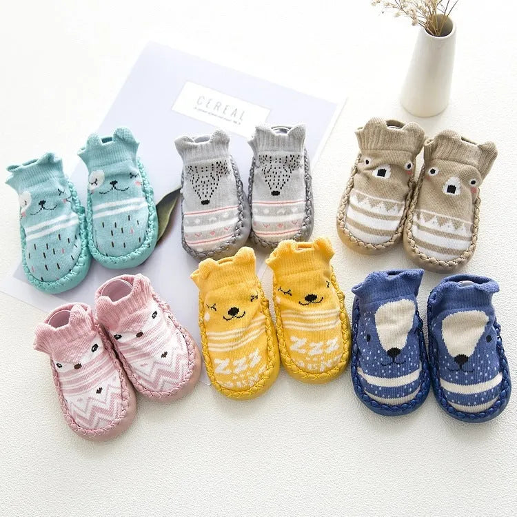 Baby floor socks in pink with anti-slip sole, combed cotton jacquard weave, size 11cm