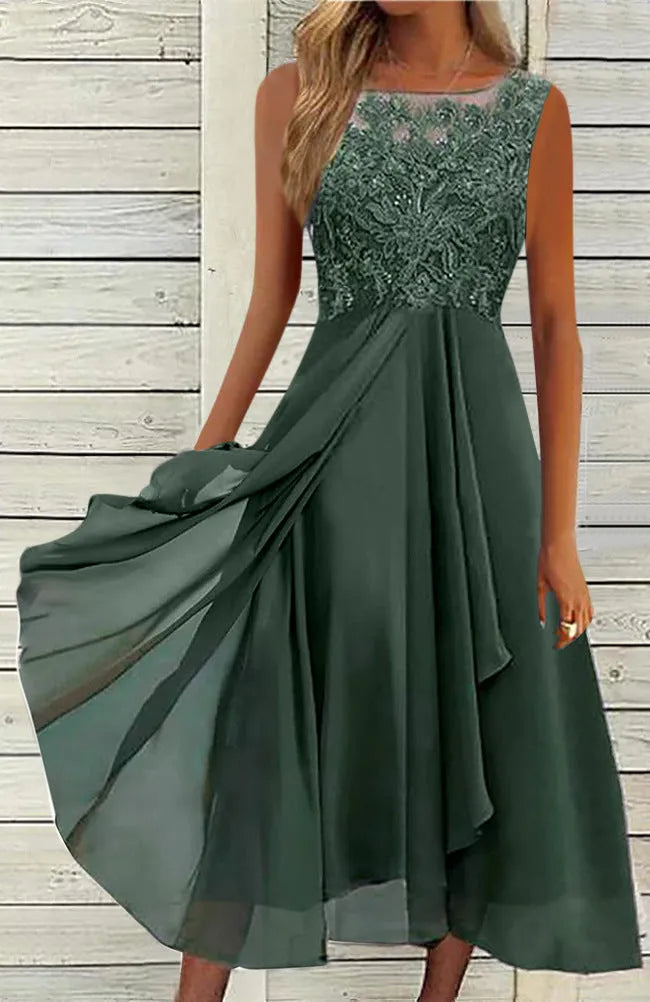 Women's sleeveless chiffon dress with hollow-out lace stitching detail in princess style