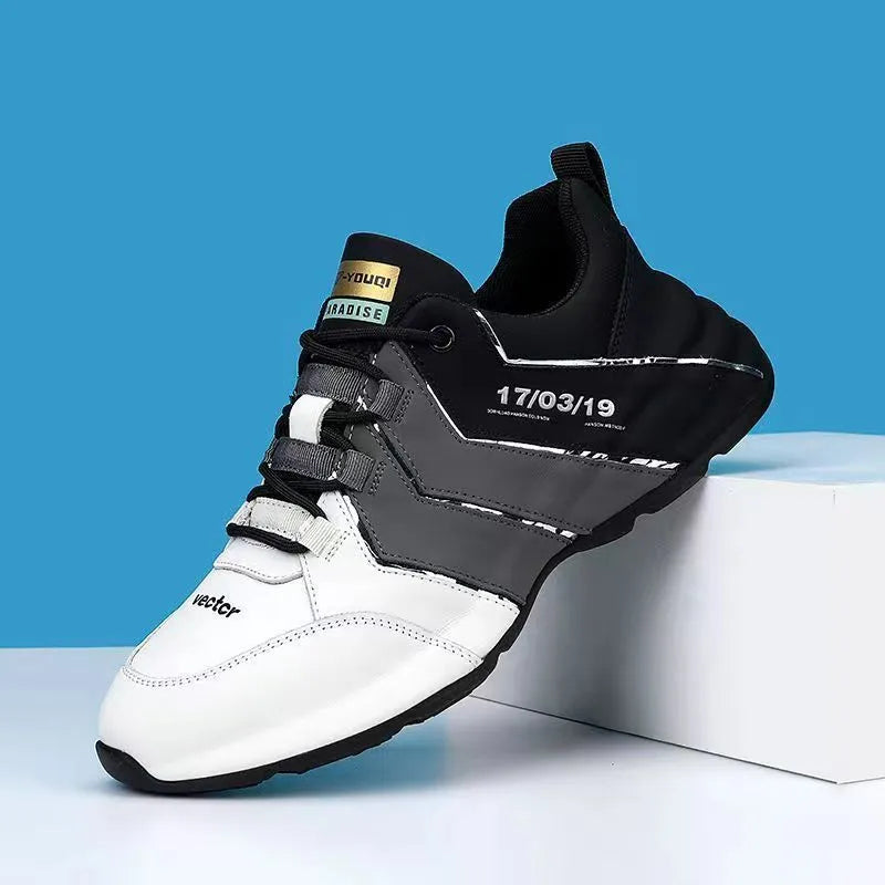 Casual lace-up sneakers with round toe and plastic sole for teenage wear
