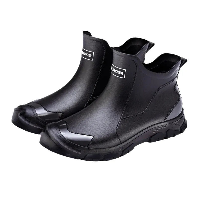 Korean style short tube PVC rain boots in black and red with non-slip rubber soles