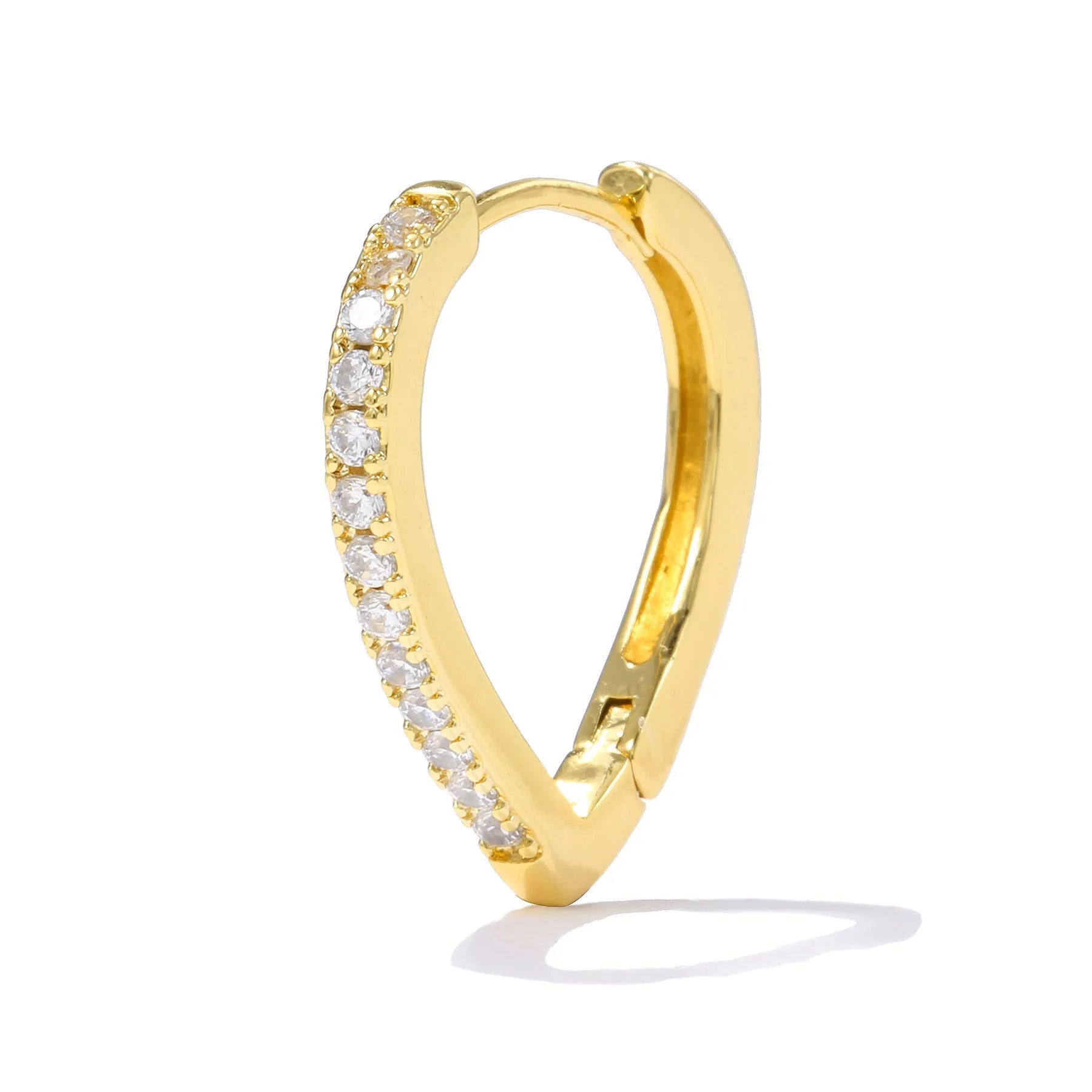 Geometric heart-shaped women's ear clip with electroplated gold finish on copper base material