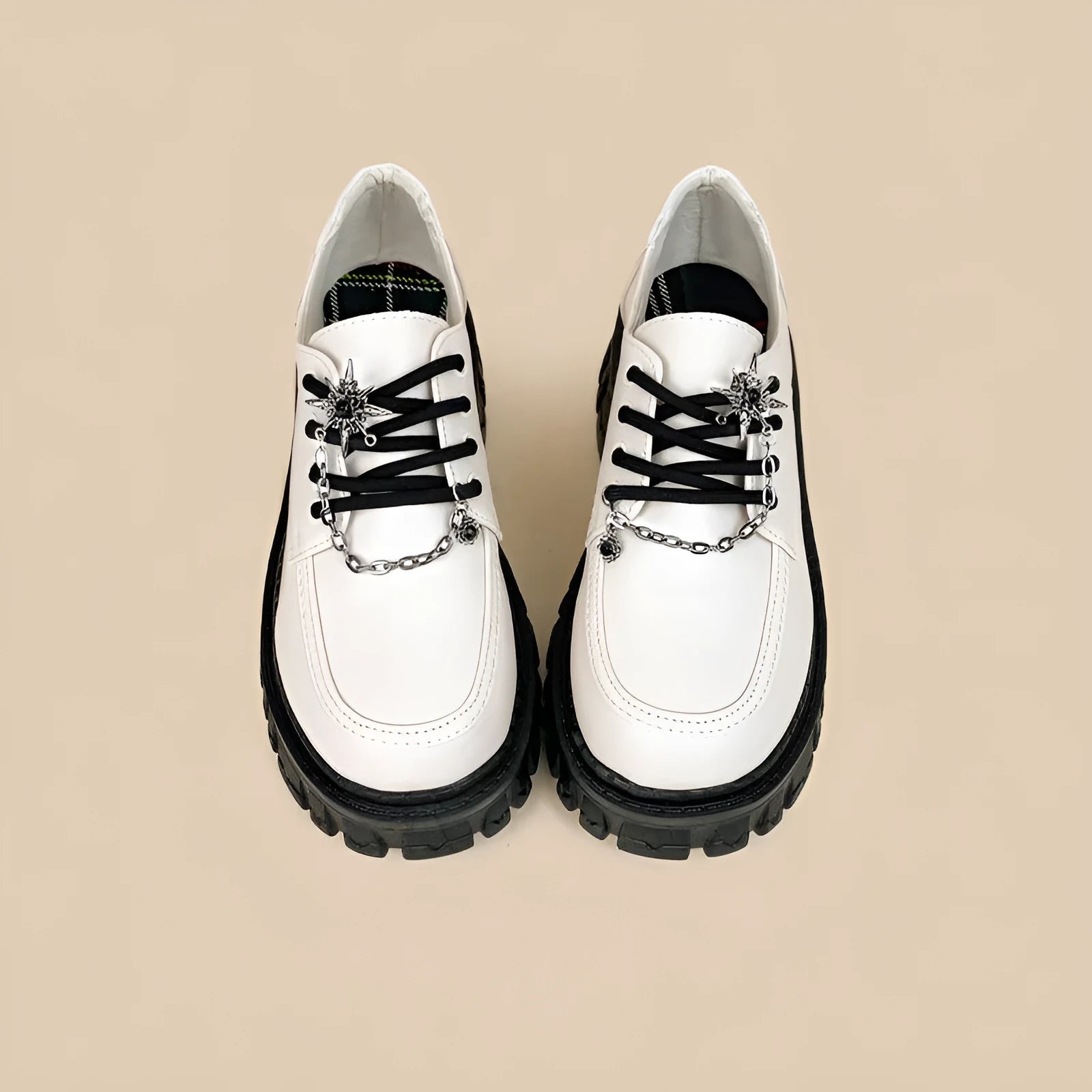 Women's preppy loafers with metal cross shoulder strap in Duke Asterism colour