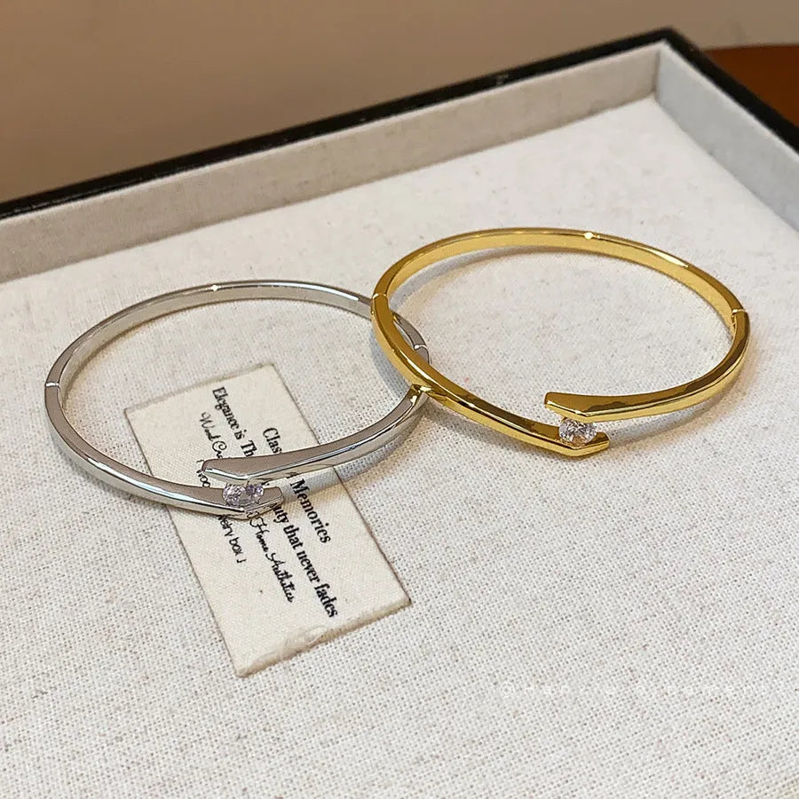 Light luxury genuine gold-plated round zircon bracelet for women on copper base gold colour