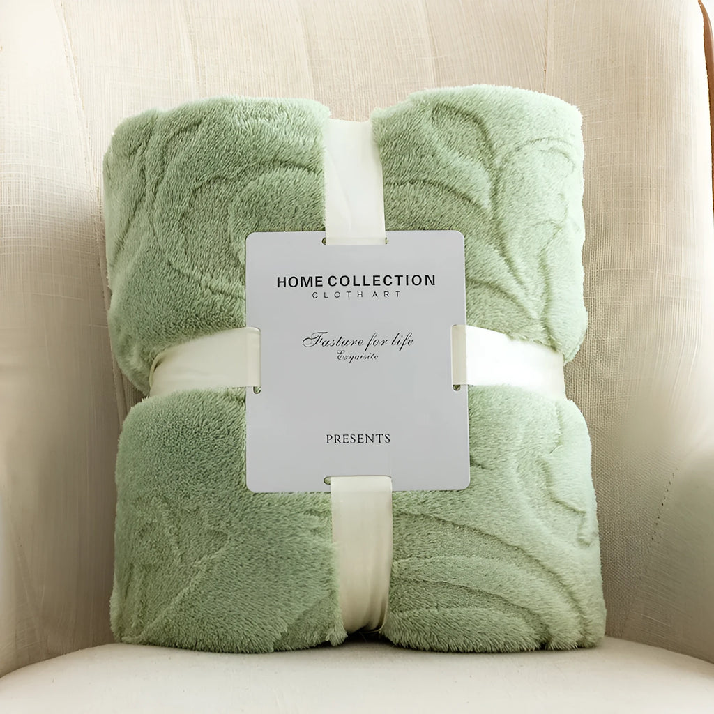 Flannel jacquard blanket with plant flower pattern in green on a sofa, 70x100CM to 200x230CM size option