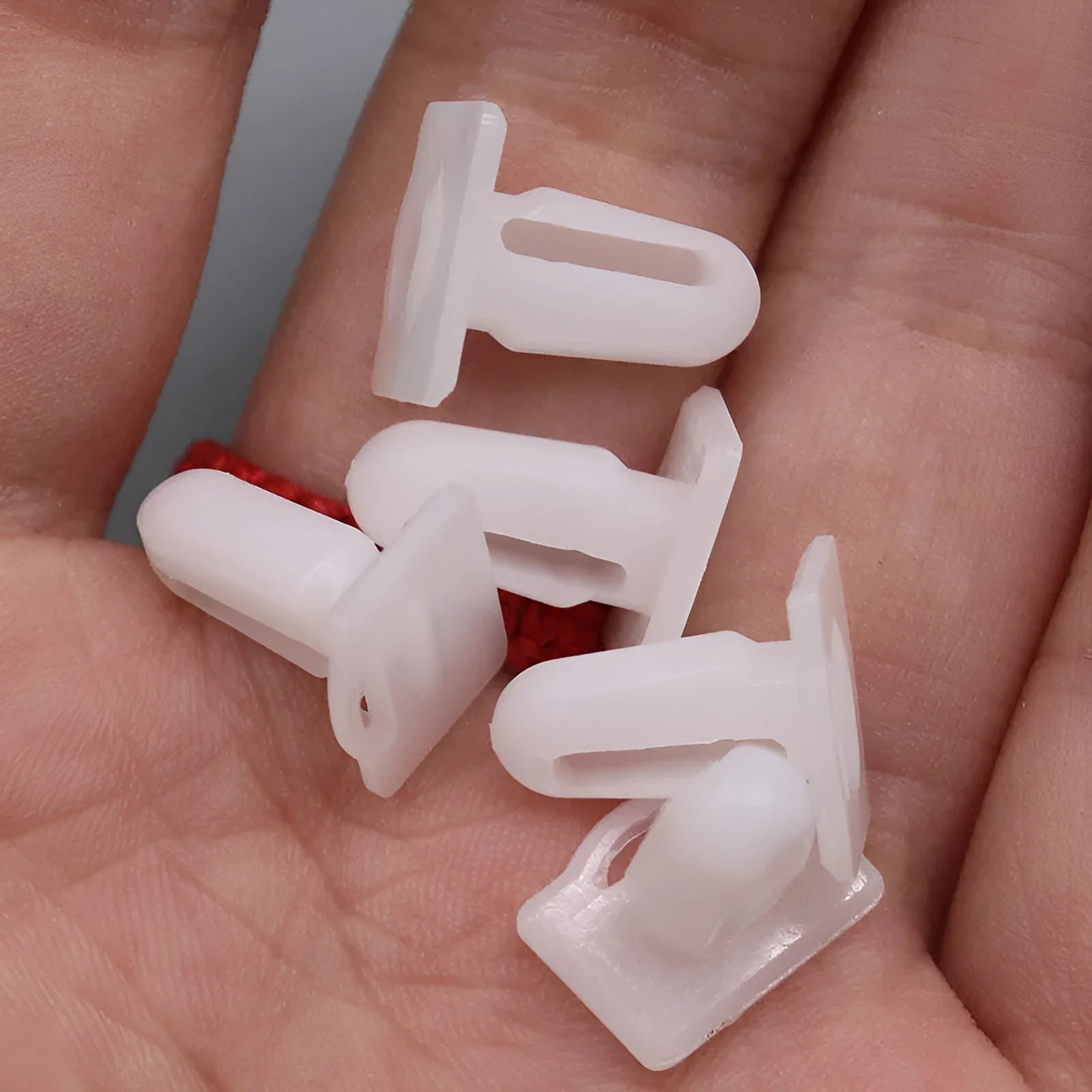 60 automobile plastic glue nails and buckles in D318 colour for vehicle trim repair