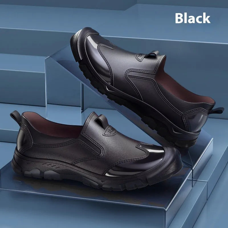 Korean style short tube PVC rain boots in black and red with non-slip rubber soles