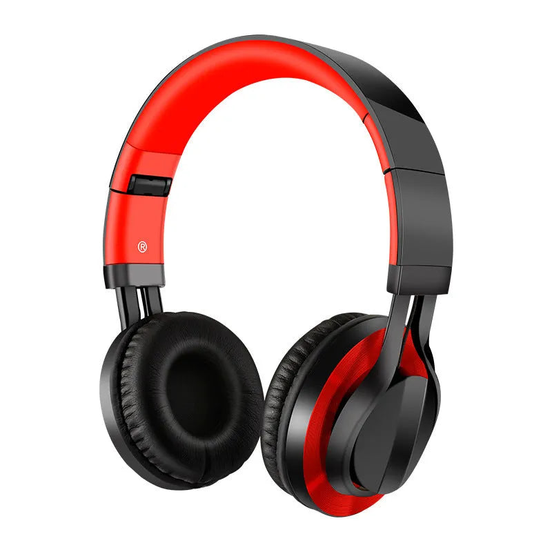 Wired over-ear karaoke headphones with microphone and 3.5mm plug in black colour