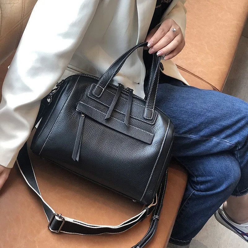 Men's horizontal square messenger bag in genuine cowhide leather with litchi pattern and shoulder strap