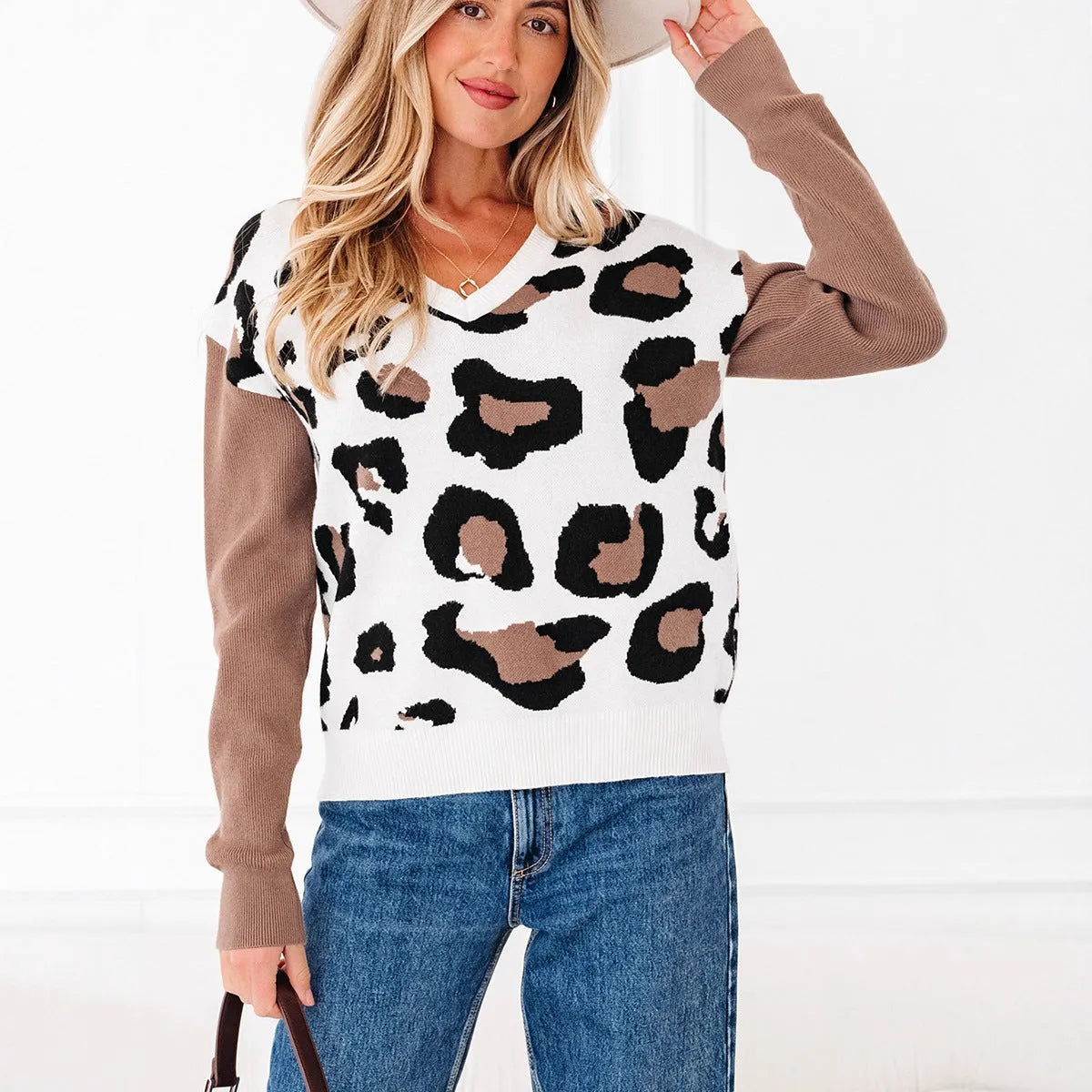 Women's leopard print V-neck knitted pullover sweater loose fit viscose fibre
