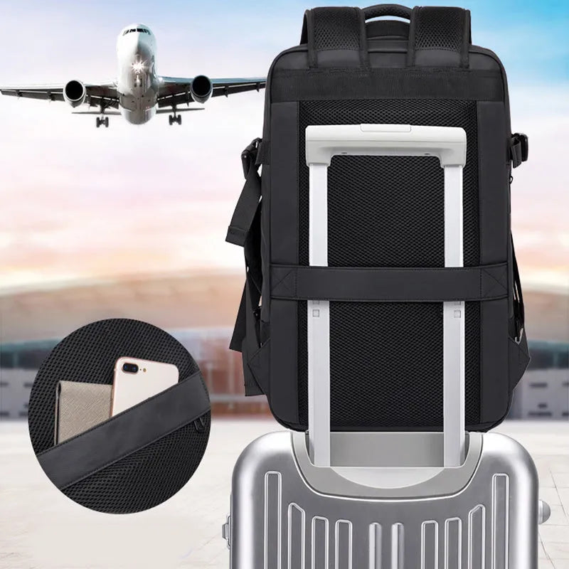 Foldable large capacity business backpack in waterproof Oxford cloth with curved shoulder straps and computer pocket