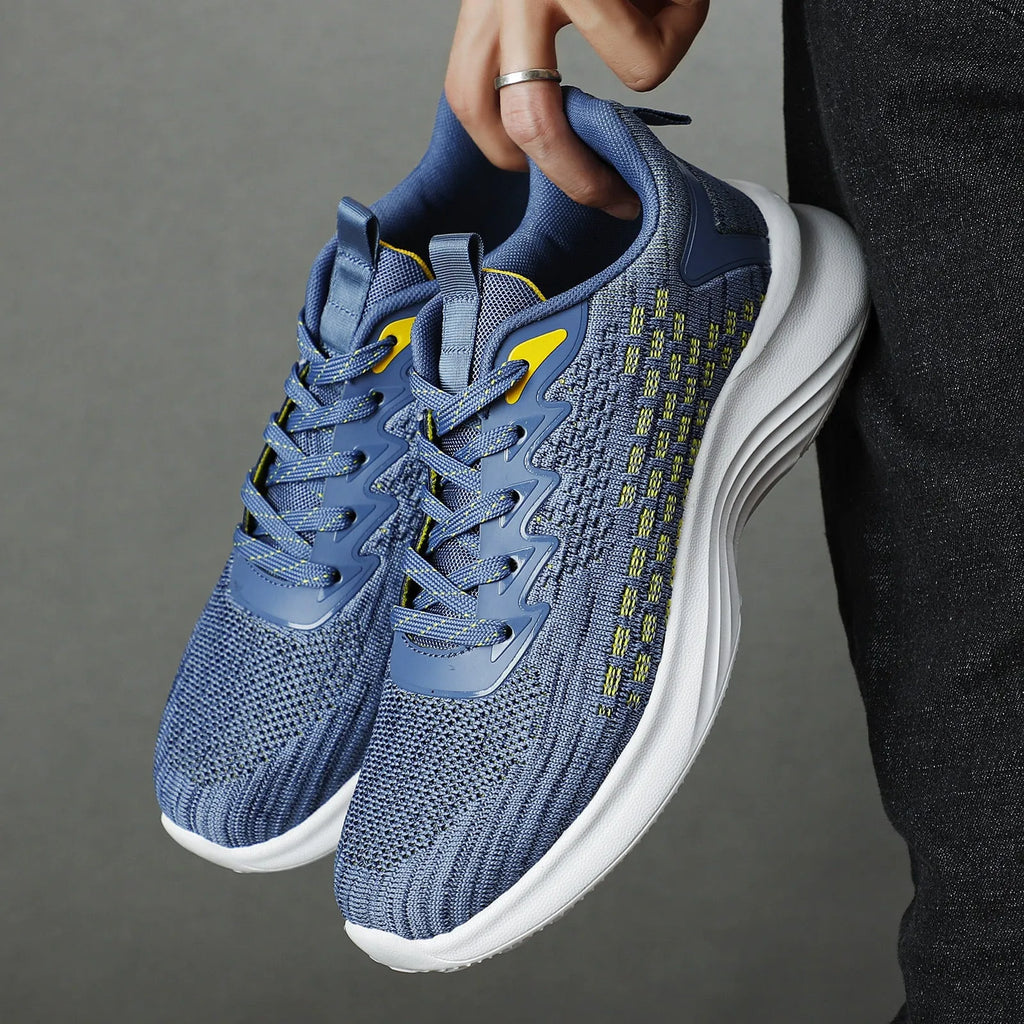 Women's lavender purple Flyknit running shoes with mesh fabric and striped pattern