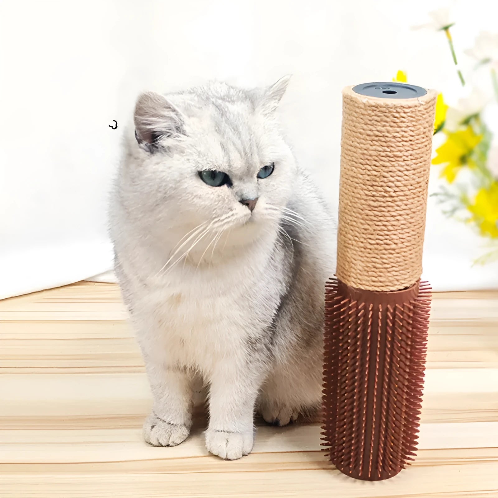Brown sisal cat scratching post 30cm tall with square base