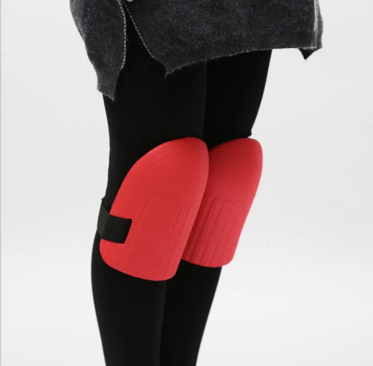 EVA foam knee pads for gardening in five colour options showing dimensions 19x15x1.3cm