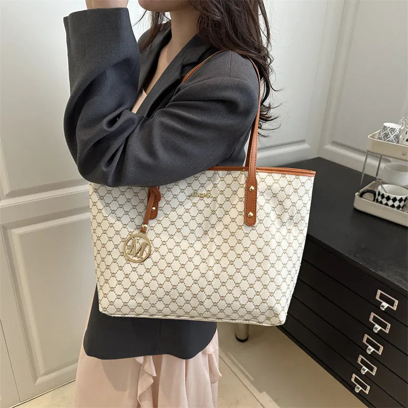 Street trend shoulder bag made from PU material with sewing thread decorative elements