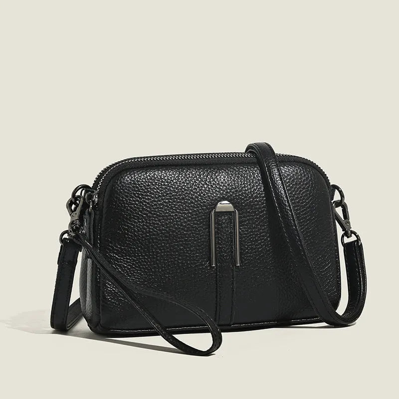 Women's genuine leather shoulder bag in square design measuring 19x13x6cm available in five colours