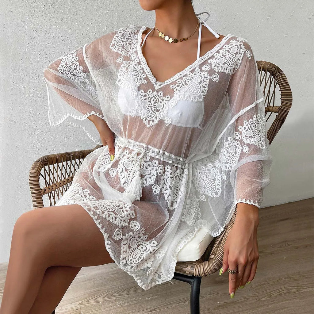 White water-soluble polyester beach blouse with free-size fit for swimming protection
