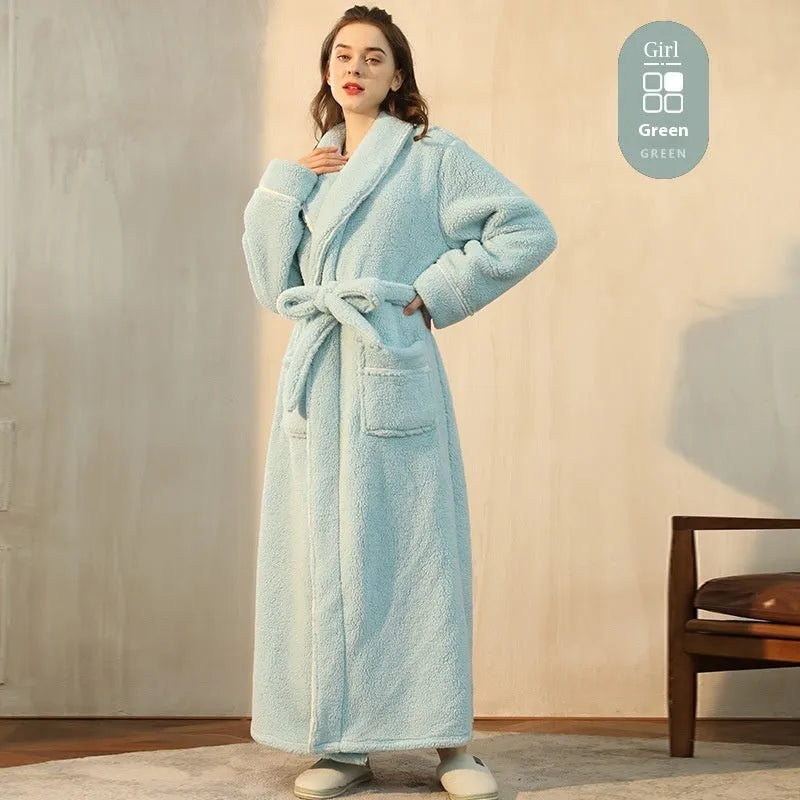 Plus size thickened flannel bathrobe for couples in winter with super thick 301-350 gsm fabric